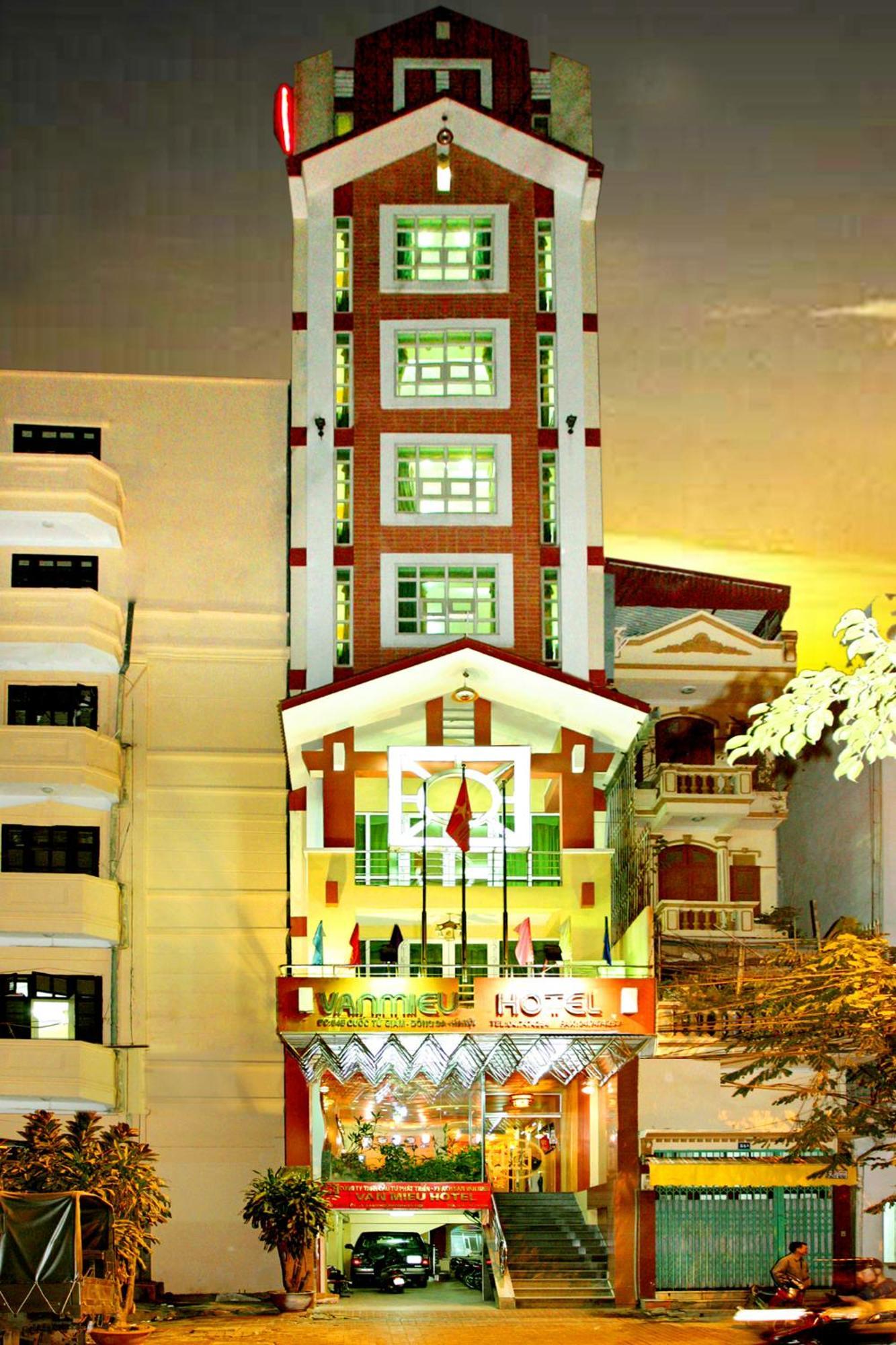 Van Mieu Hotel Hanoi Buitenkant foto