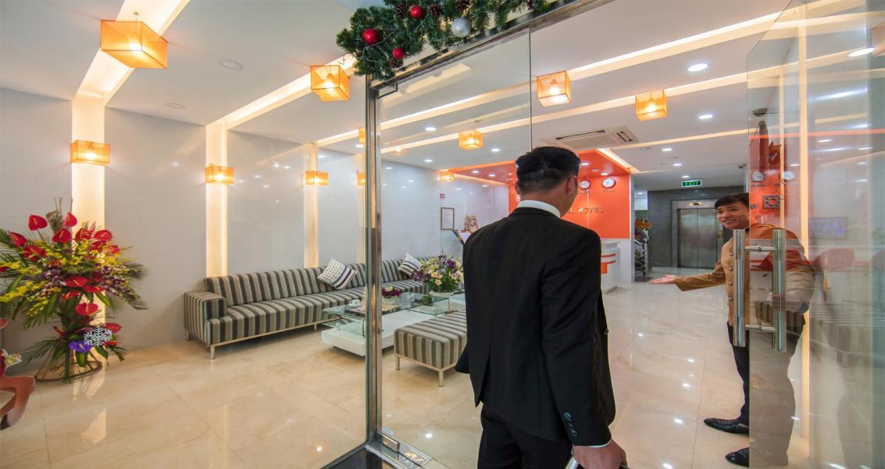 Van Mieu Hotel Hanoi Buitenkant foto